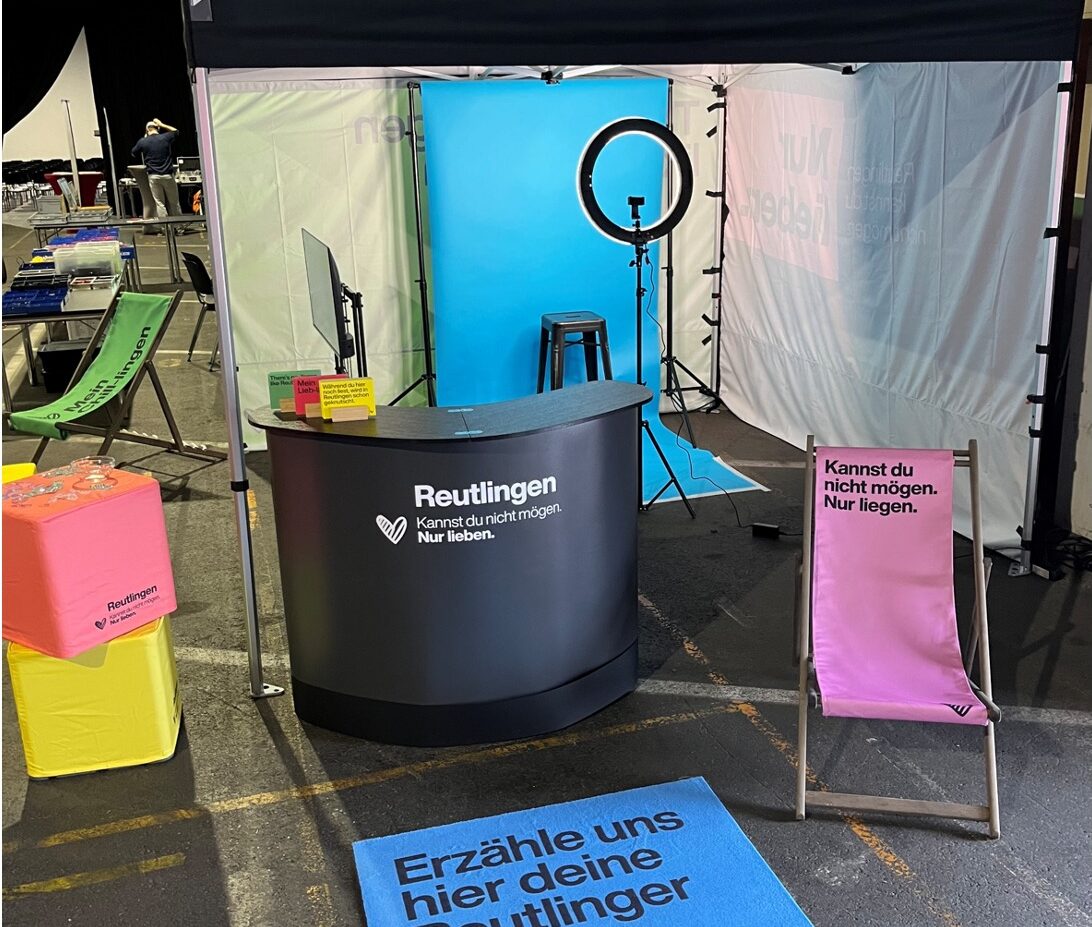 Unser Mietpark mit Stand, Cubes und Liegest&uuml;hlen